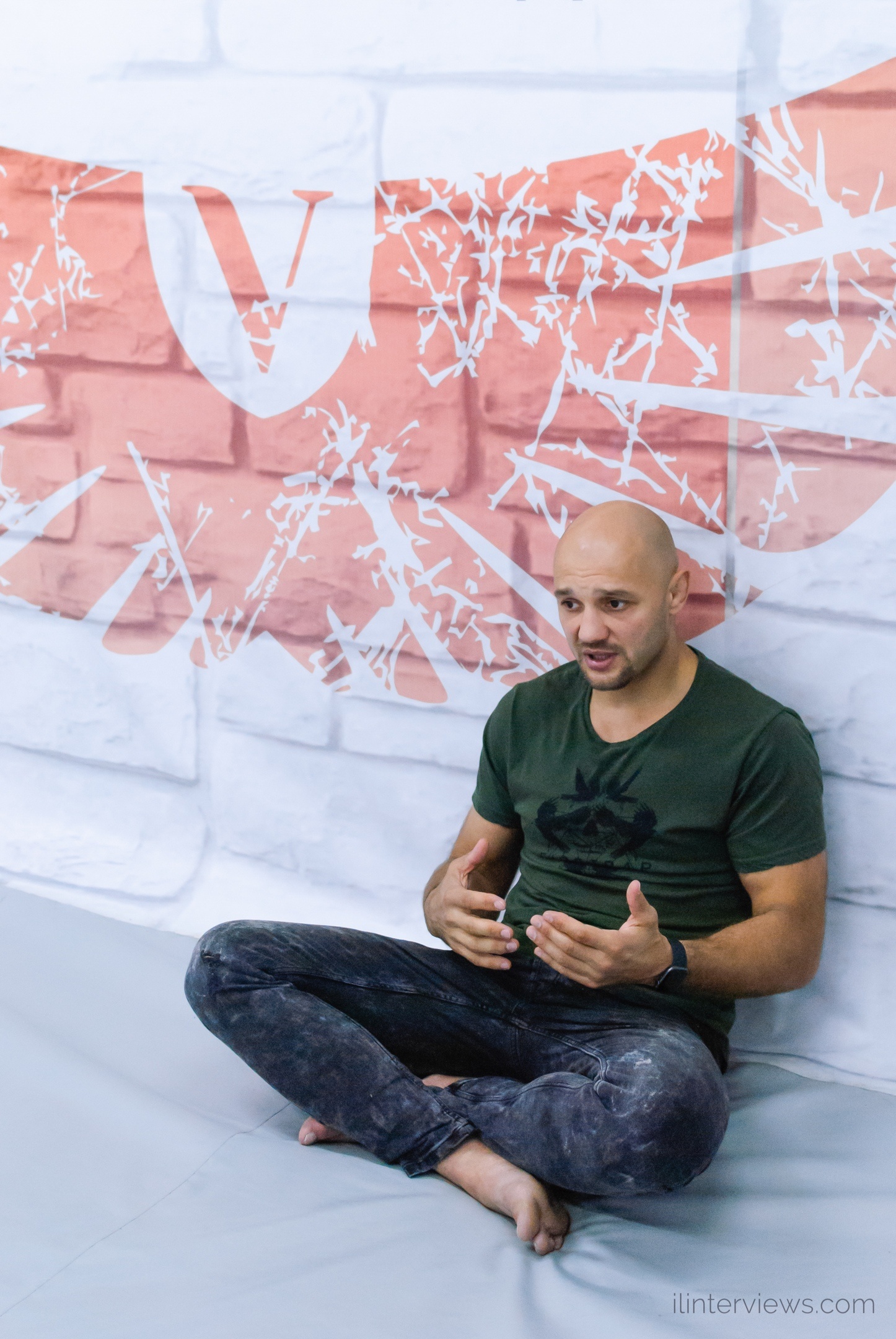 Тренер боевых искусств