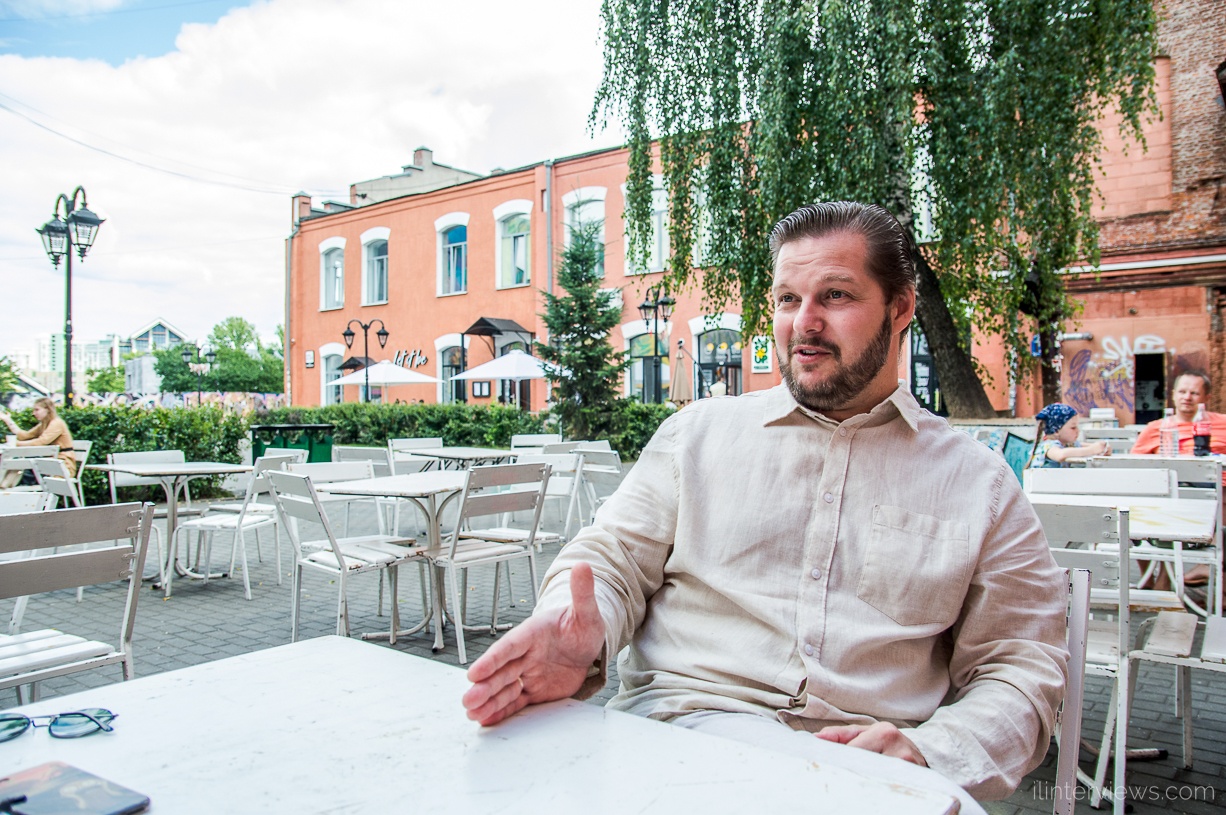 дирижер любительского коллектива Минск